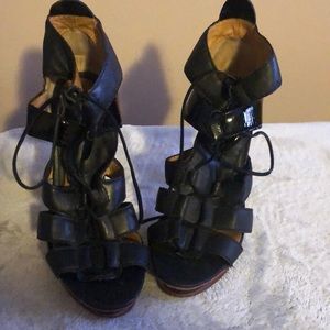 Beautiful heels 👠